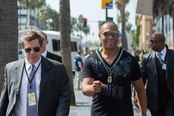 Ray Parker Jr walking on the Hollywood Walk of Fame — Stock Photo, Image