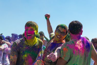 insanlar renk Holi festival kutluyor.