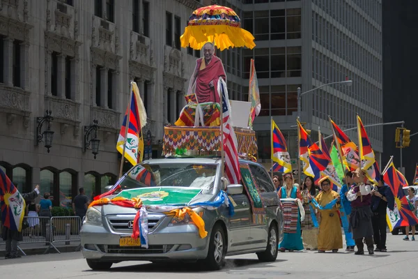 Tibetaner representerade tibet i den 20: e internationella kulturer pa — Stockfoto