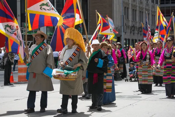 Die Tibeter repräsentierten Tibet im 20. internationalen Kulturkreis. — Stockfoto