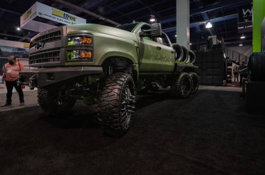 Las Vegas, ABD - 4 Kasım 2021: Chevrolet Truck SEMA Show 'da sergilendi.