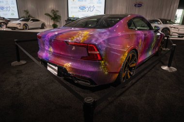 Los Angeles - ABD - 17 Kasım 2021: Polestar 1 Los Angeles Otomobil Fuarı 'nda sergilendi.