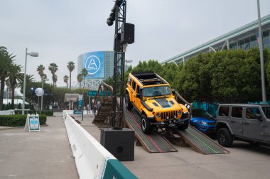 Los Angeles - ABD - 17 Kasım 2021 Los Angeles Otomobil Fuarı 'nda sergilenen Jeep Test Sürüşü Pisti.