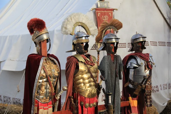 Vieux costume de soldat romain — Photo