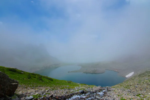 阿沃苏尔高原和湖泊 Kakar山脉山麓 — 图库照片