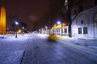 Mavi Cami Gecesi ve Karlı