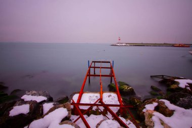 İle, İstanbul 'un en güzel kıyı kentlerinden biridir..