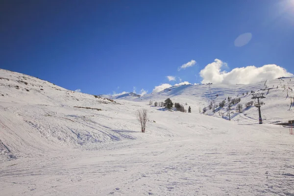 Die Menschen Fahren Auf Dem Berg Uludag Ski Der Berg — Stockfoto