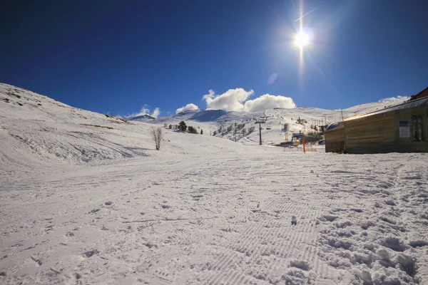 Pessoas Esquiar Montanha Uludag Uludag Mountain Uma Estância Esqui Turquia — Fotografia de Stock