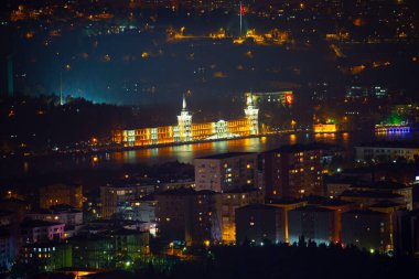 İstanbul ve Türkiye 'de hava gece panoramik iş manzarası
