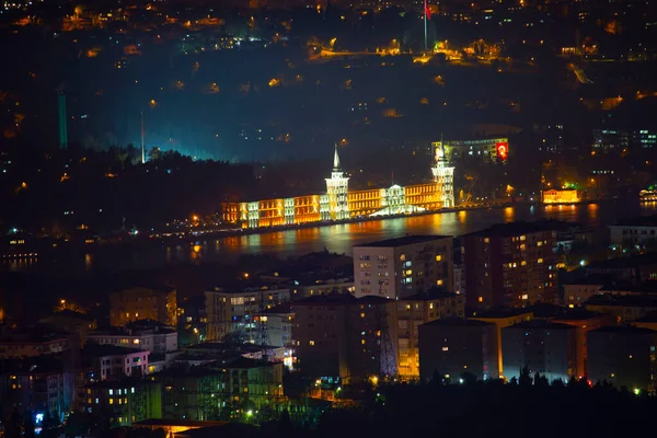 İstanbul ve Türkiye 'de hava gece panoramik iş manzarası
