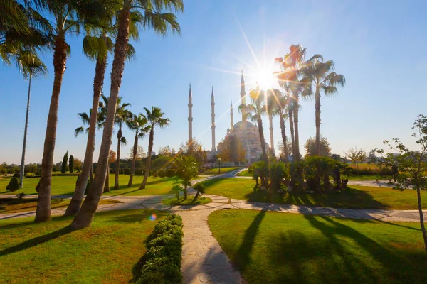 Stone Bridge Sabanci Mosque Sunset Adana Turkey — стоковое фото