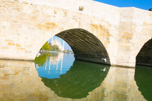 Stone Bridge Sabanci Mešita Při Západu Slunce Adana Turecko — Stock fotografie