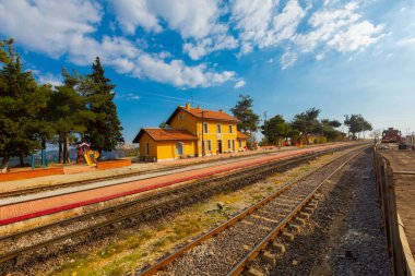 Hackr Tren İstasyonu / Adana - Türkiye