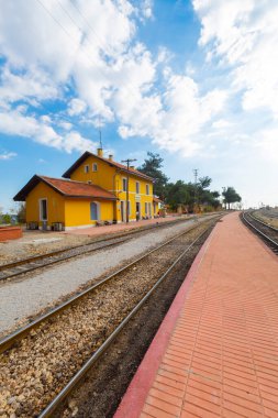 Hackr Tren İstasyonu / Adana - Türkiye