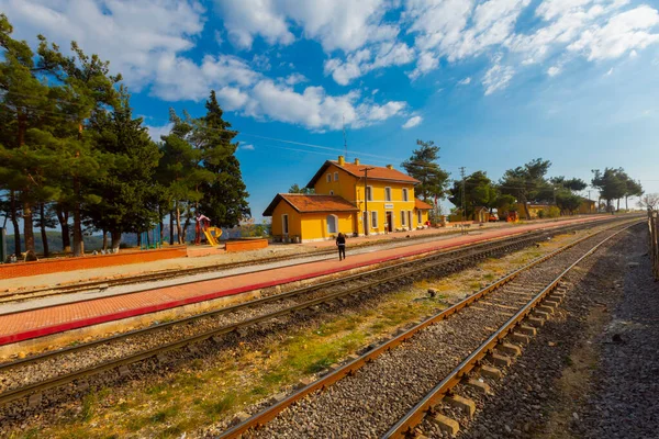 Hackr Tren İstasyonu / Adana - Türkiye