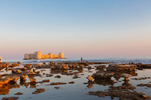 Bakirenin Şatosu (Kiz Kalesi) Mersin Türkiye