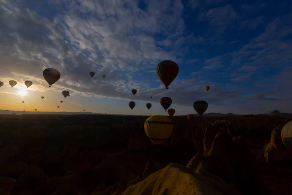 Montgolfières Colorées Avant Lancement Dans Parc National Goreme Cappadoce Turquie — Photo