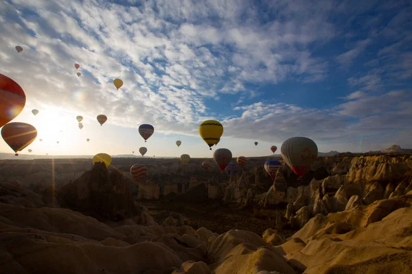 Balões Quente Coloridos Antes Lançamento Parque Nacional Goreme Capadócia Turquia — Fotografia de Stock