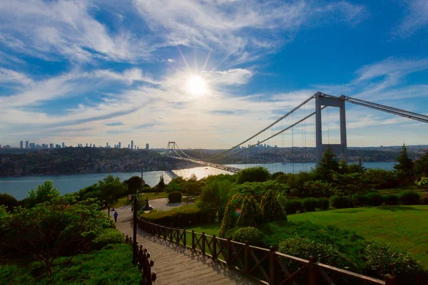 Vista Del Puente Fatih Sultan Mehmet Desde Parque Otagtepe Estambul — Foto de Stock