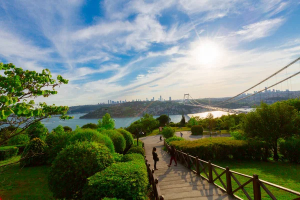 Fatih Sultan Mehmet Bridge Uitzicht Vanaf Otagtepe Park Istanbul — Stockfoto