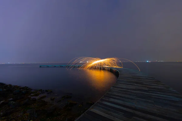 Boomerang Shaped Pier Photographed Using Long Exposure Technique — Stock Photo, Image