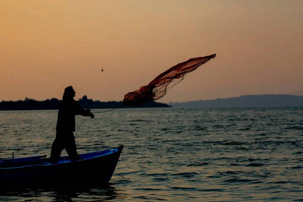 Van Gölü Balık Yakalamaya Çalışan Balıkçılar Van Gölü Türkiye Nin — Stok fotoğraf