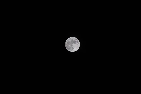 Суперполная Луна Темном Фоне Мадрид Испания Европа Горизонтальная Фотография — стоковое фото