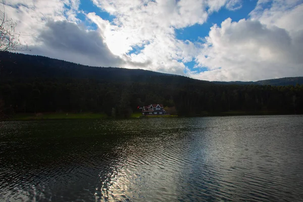 Parco Nazionale Del Golcuk Bolu Turchia Autunno Legno Lago Casa — Foto Stock