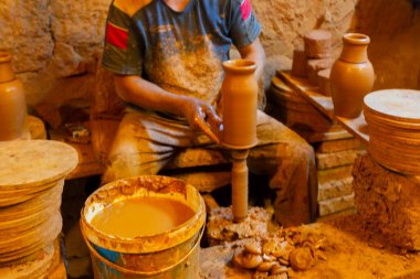 Pottery factory and pottery craftsmen
