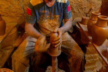 Pottery factory and pottery craftsmen