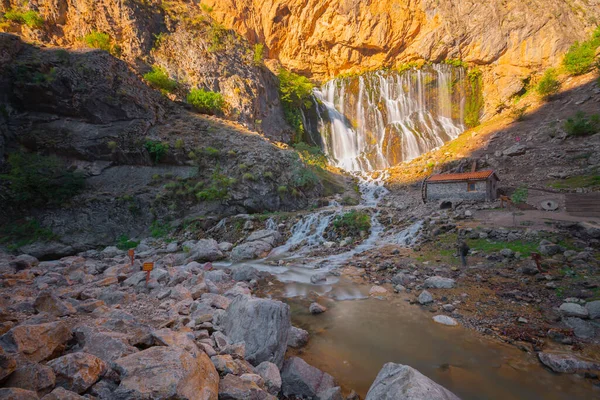 Amazing Waterfall Kapuzbasi Kayseri Turkey — стоковое фото