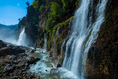 Kapuzbasi 'nin inanılmaz şelalesi - Kayseri, Türkiye