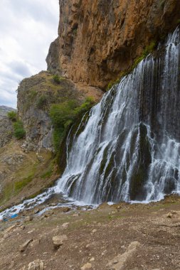 Kapuzbasi 'nin inanılmaz şelalesi - Kayseri, Türkiye