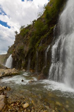 Kapuzbasi 'nin inanılmaz şelalesi - Kayseri, Türkiye