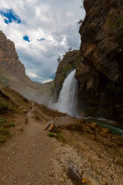 Kapuzbasi 'nin inanılmaz şelalesi - Kayseri, Türkiye