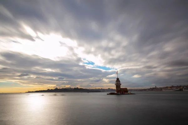 Maiden Tower Most Beautiful Historical Lighthouse Istanbul Photographed Long Exposure — стоковое фото