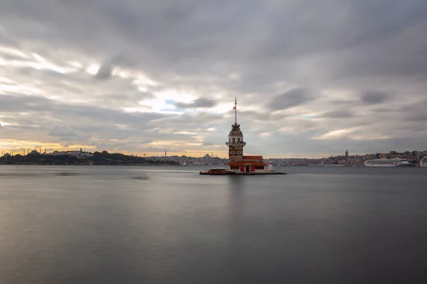 Maiden Tower Most Beautiful Historical Lighthouse Istanbul Photographed Long Exposure — стоковое фото