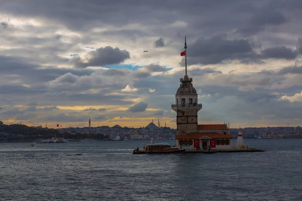 Maiden Tower Most Beautiful Historical Lighthouse Istanbul Photographed Sunset — ストック写真