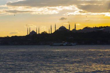 Mavi Cami, Ayasofya ve Topkapı Sarayı; İstanbul 'daki Popüler Yerler