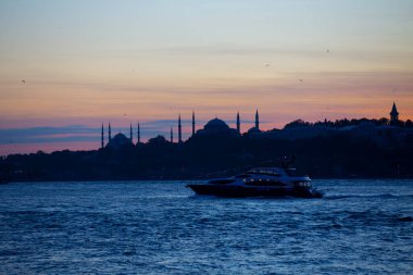 Mavi Cami, Ayasofya ve Topkapı Sarayı; İstanbul 'daki Popüler Yerler