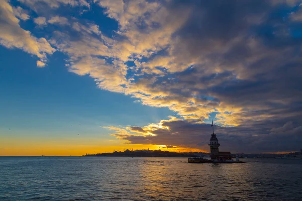 Maiden Tower Most Beautiful Historical Lighthouse Istanbul Photographed Sunset — Stock fotografie