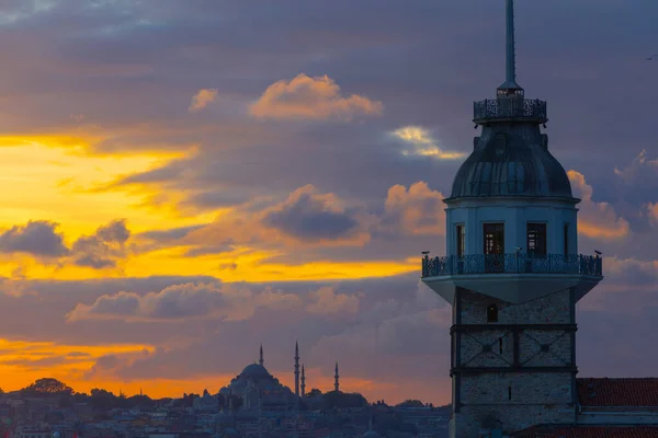 Maiden Tower Most Beautiful Historical Lighthouse Istanbul Photographed Sunset — Fotografia de Stock