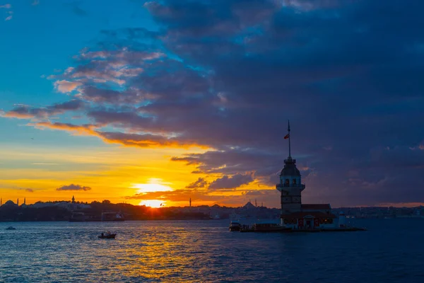 Maiden Tower Most Beautiful Historical Lighthouse Istanbul Photographed Sunset — Foto Stock