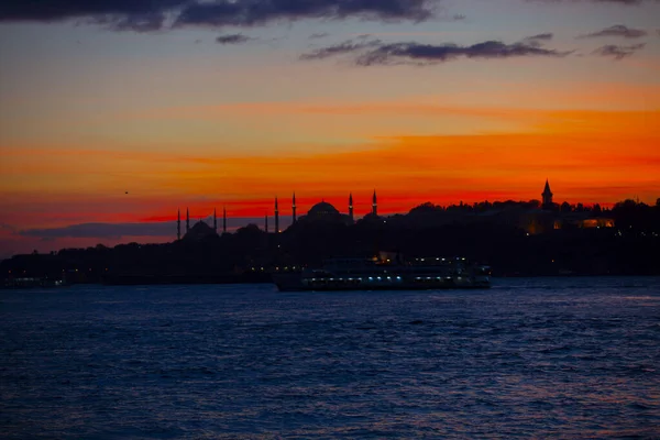 Blue Mosque Agia Sophia Topkapi Palace Δημοφιλή Μέρη Στην Istanbul — Φωτογραφία Αρχείου