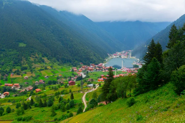 Trabzon'da UzunGöl Gölü