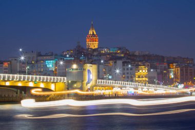 Galata Kulesi, Galata Köprüsü, Karaköy ilçesi ve Golden Horn, İstanbul - Türkiye