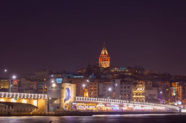 Galata Kulesi, Galata Köprüsü, Karaköy ilçesi ve Golden Horn, İstanbul - Türkiye