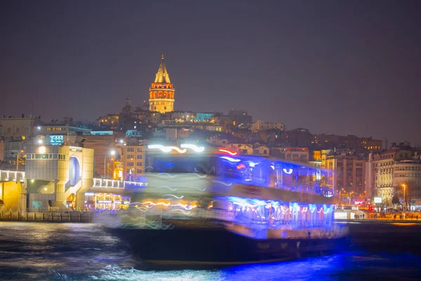 Galata Kulesi, Galata Köprüsü, Karaköy ilçesi ve Golden Horn, İstanbul - Türkiye