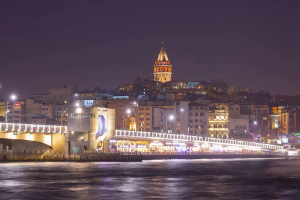 Galata Kulesi, Galata Köprüsü, Karaköy ilçesi ve Golden Horn, İstanbul - Türkiye